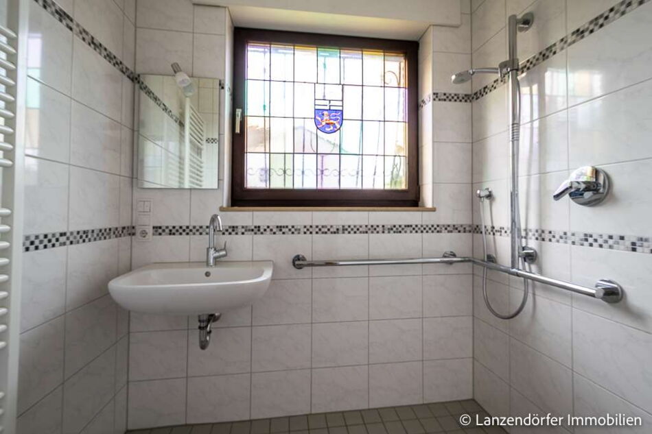 Modernisiertes Duschbad